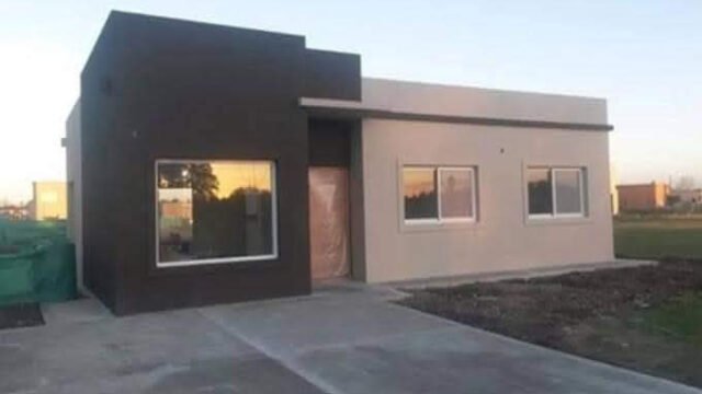 Brindamos soluciones integrales para viviendas, comercios, industrias y empresas, reuniendo en un mismo equipo todos los oficios necesarios para desarrollar proyectos desde cero, realizar ampliaciones, remodelaciones, mantenimiento y montajes industriales.
